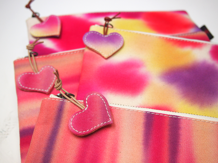 はん恋シリーズ　ファスナーポーチ