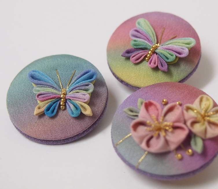 引染シルク帯留め「蝶」